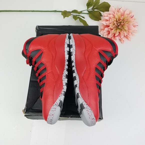 Air Jordan 10 Retro 30th
“Bulls Over Broadway” - Picture 8 of 8